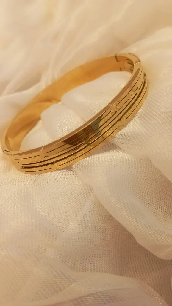 Plain Bracelet